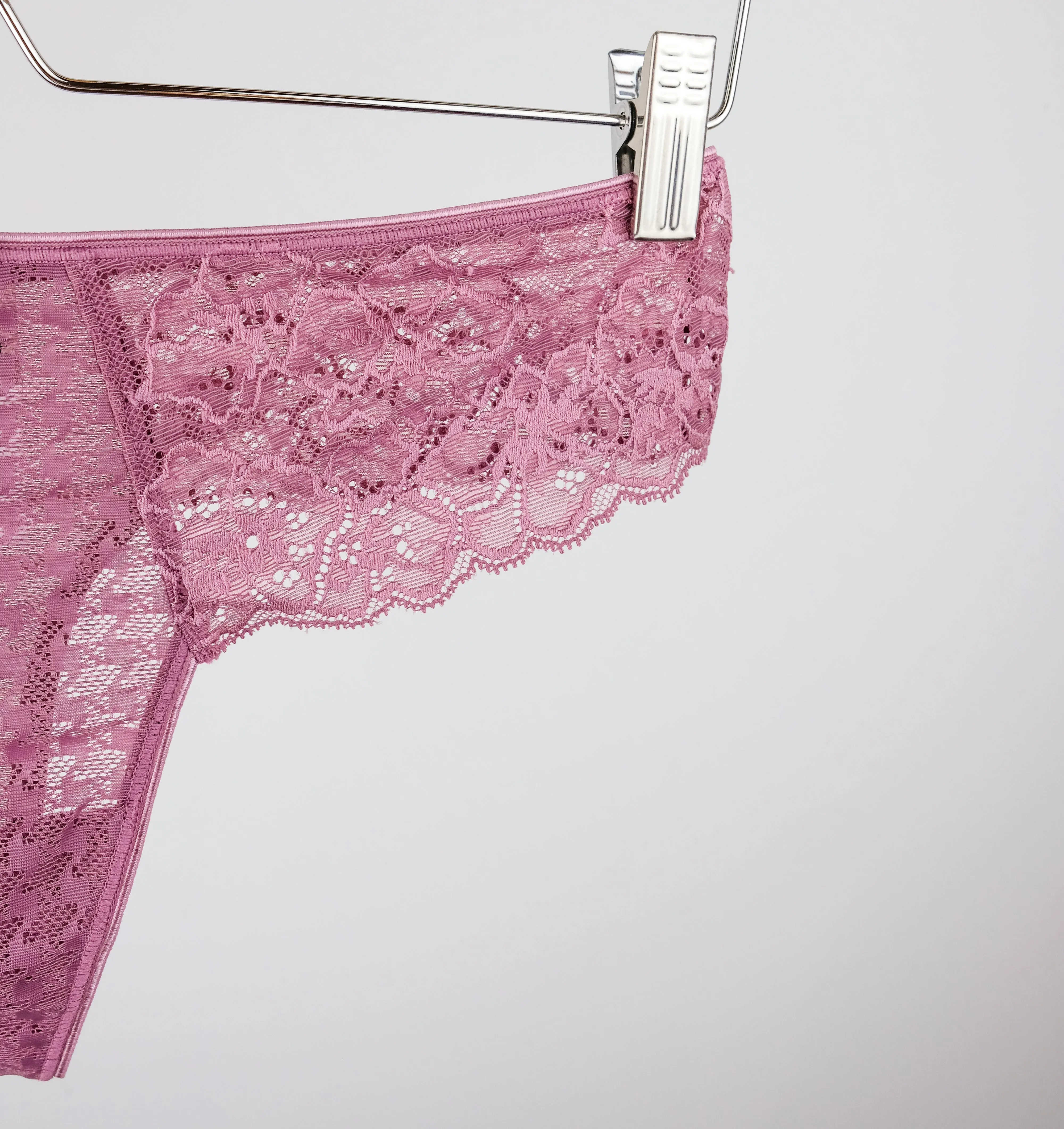 Houndstooth & floral lace thong [Rose mauve]