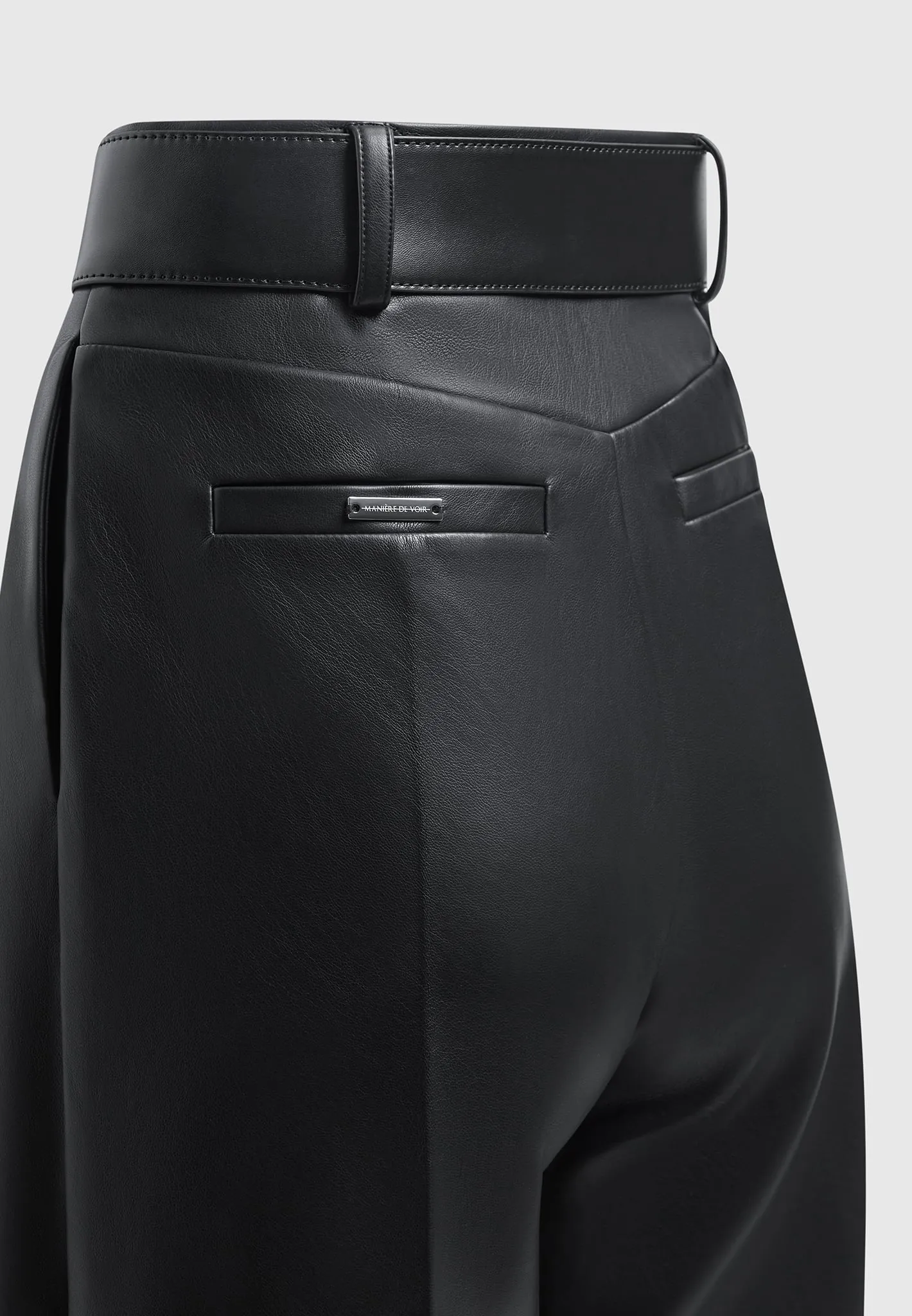 Leather Pleated Trousers with Eiffel Belt - Black