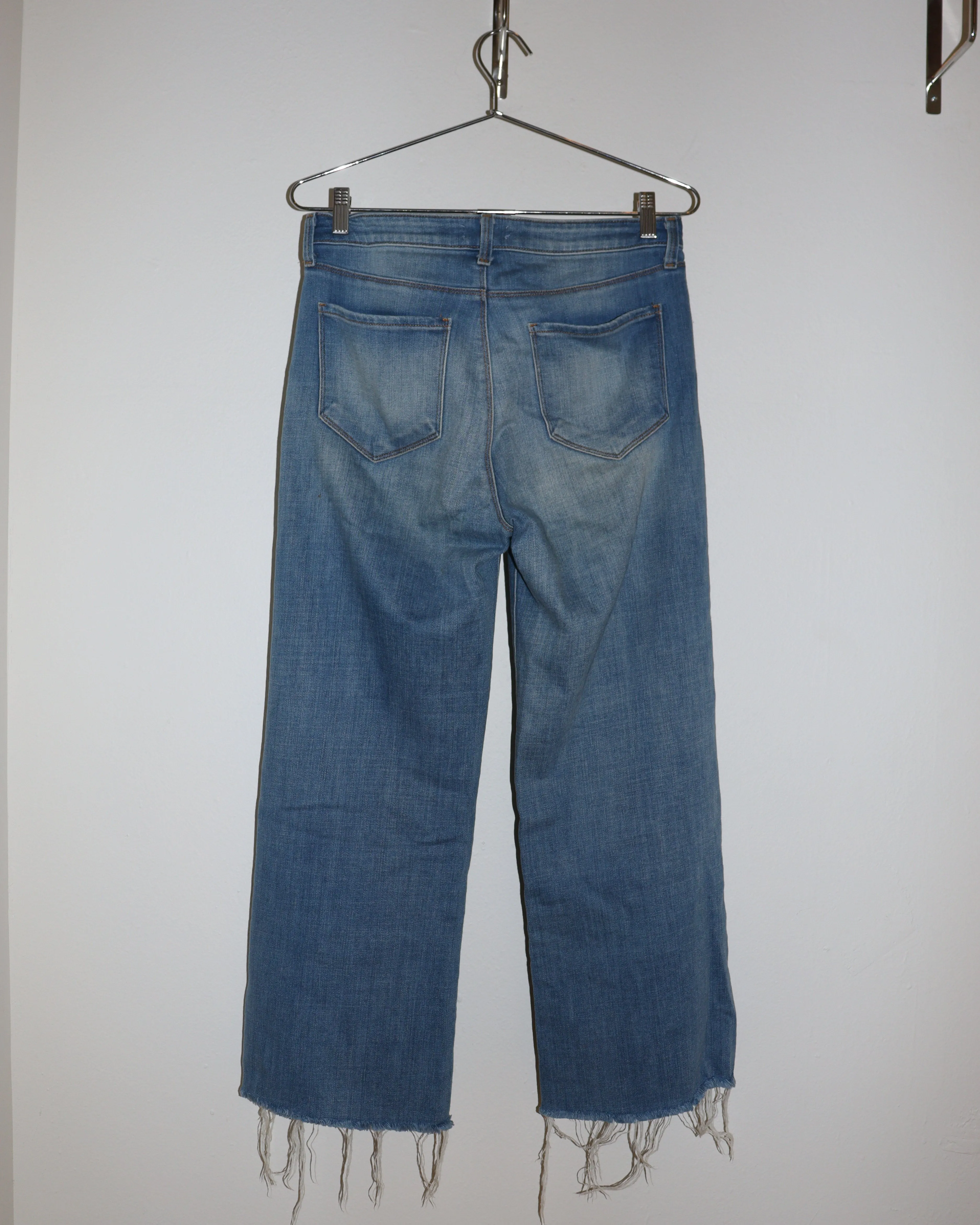 Pre-owned: L'Aagence Raw Wide-Legged Denim Jeans