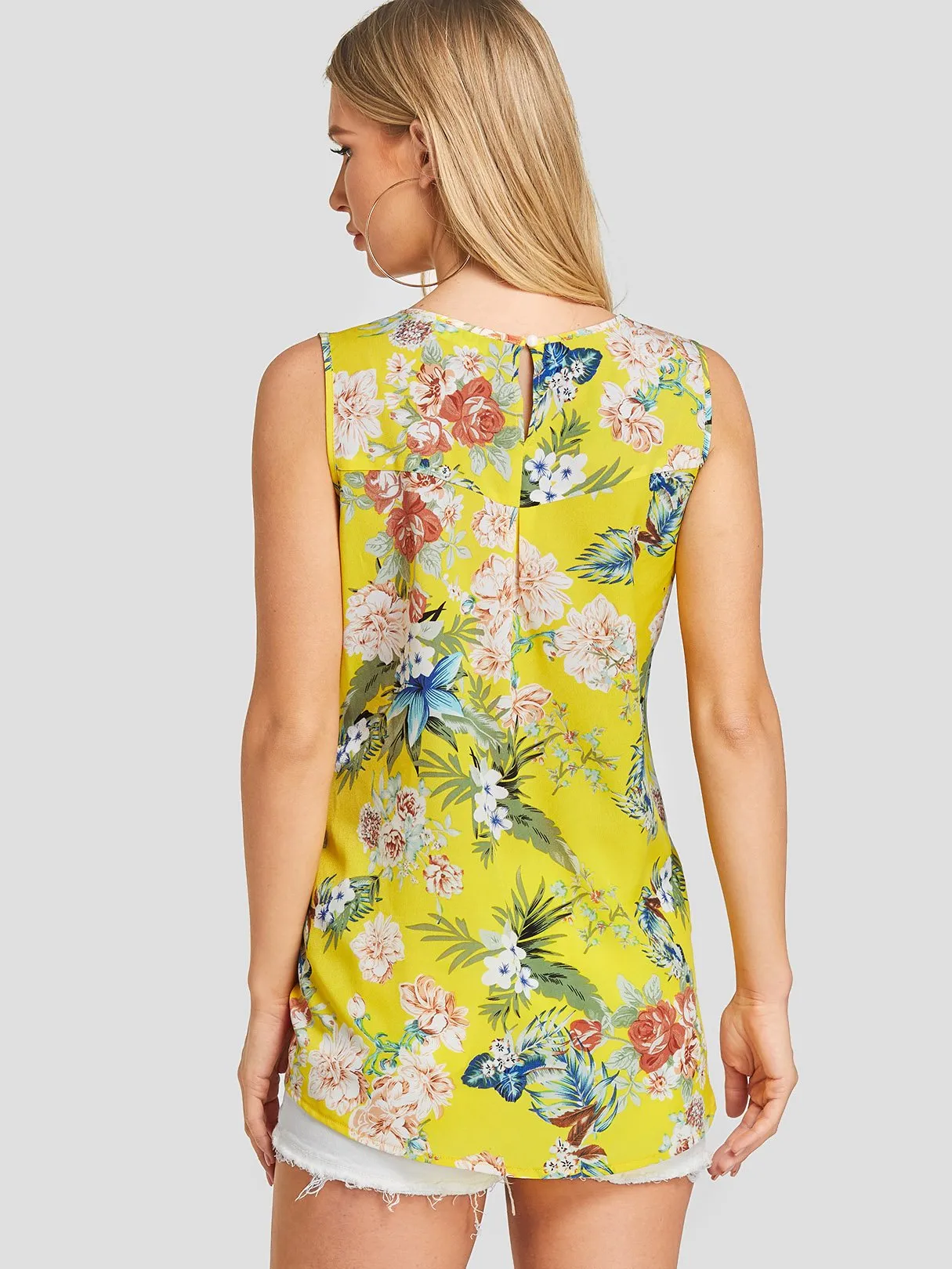 Wholesale Round Neck Floral Print Self-Tie Sleeveless Yellow Blouses